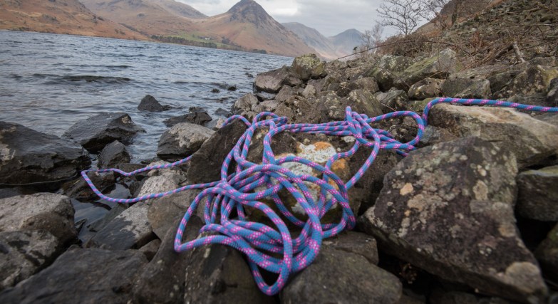 the rope on the shore at wastwater