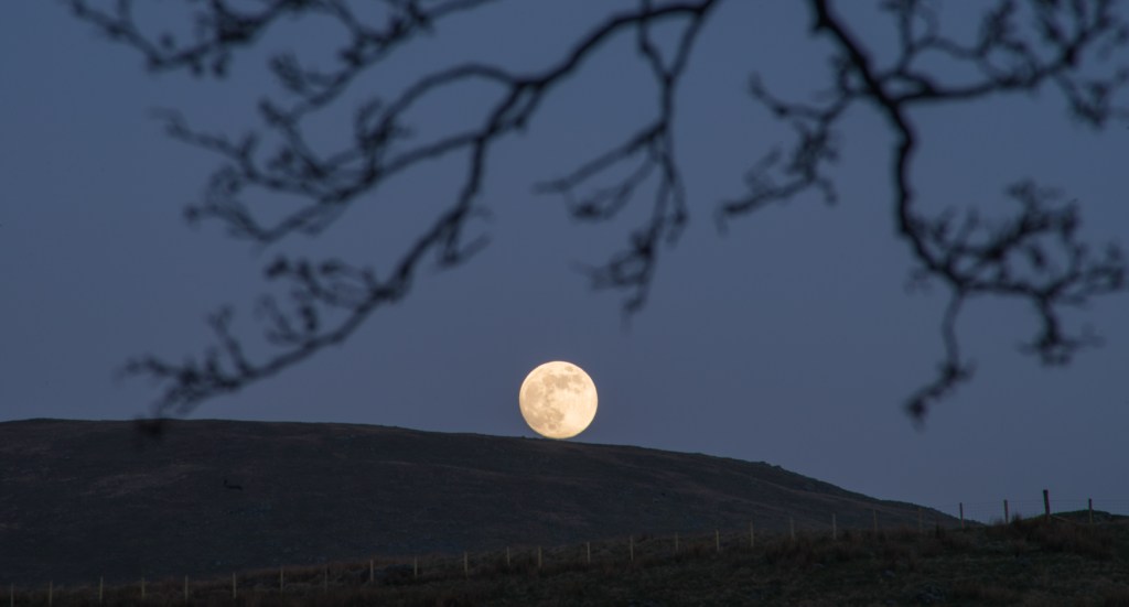 Moon rising in Troutbeck Valley